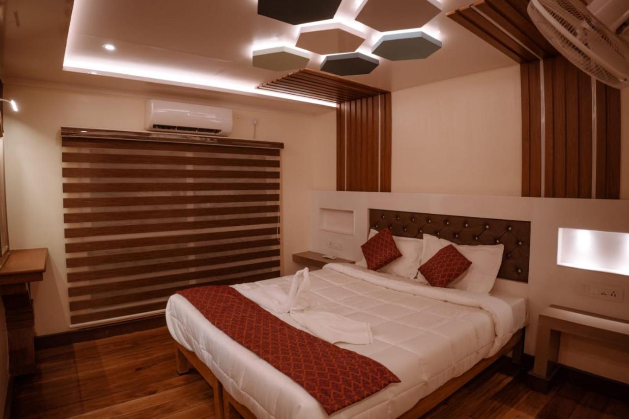 Venice Premium Houseboats Alleppey Alappuzha Ngoại thất bức ảnh