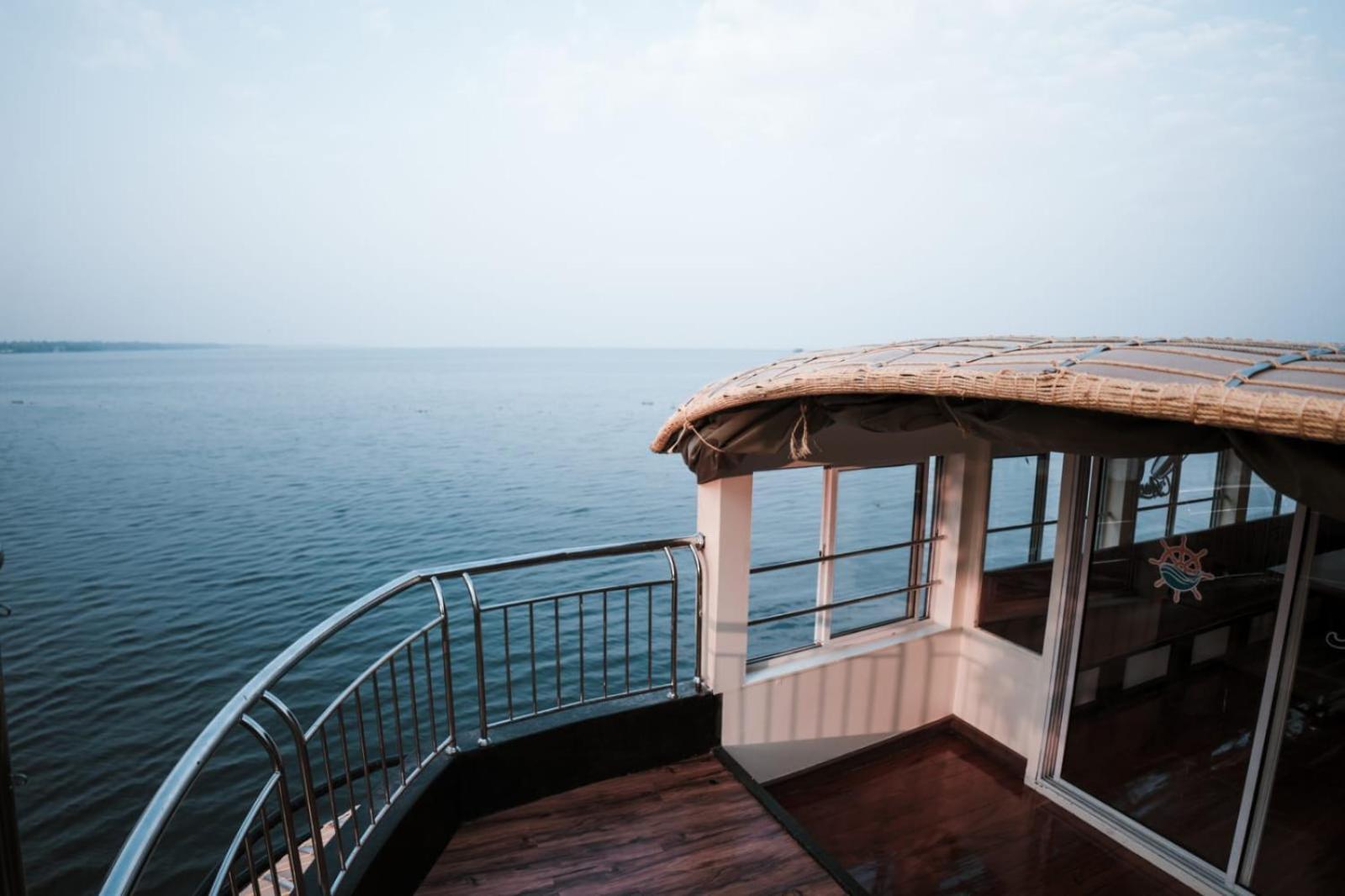 Venice Premium Houseboats Alleppey Alappuzha Ngoại thất bức ảnh
