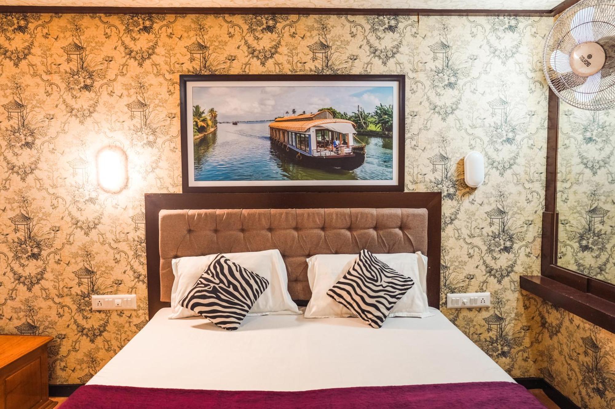 Venice Premium Houseboats Alleppey Alappuzha Ngoại thất bức ảnh