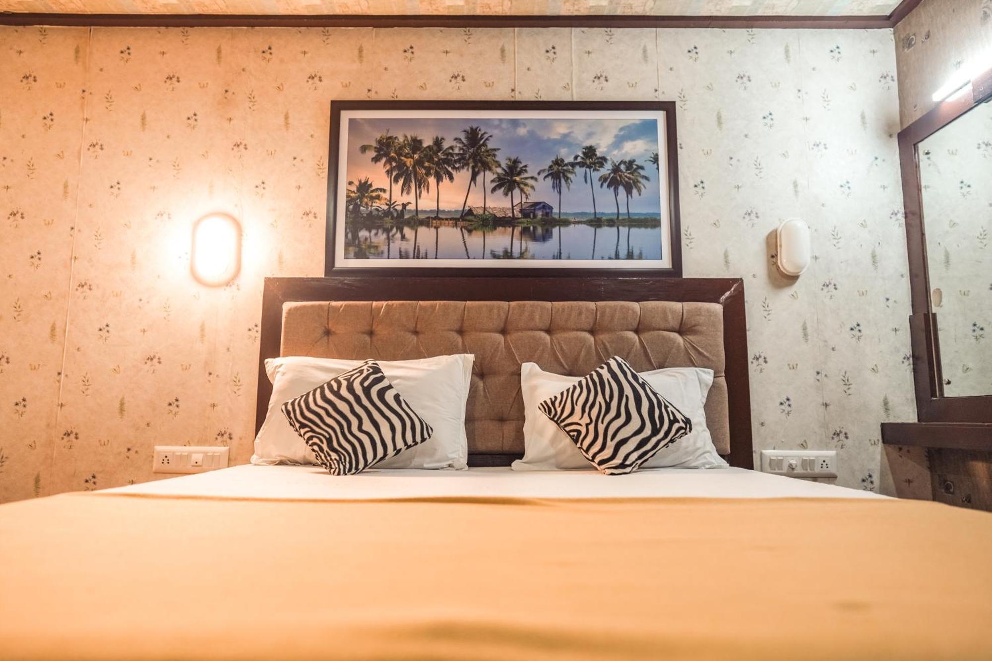 Venice Premium Houseboats Alleppey Alappuzha Ngoại thất bức ảnh