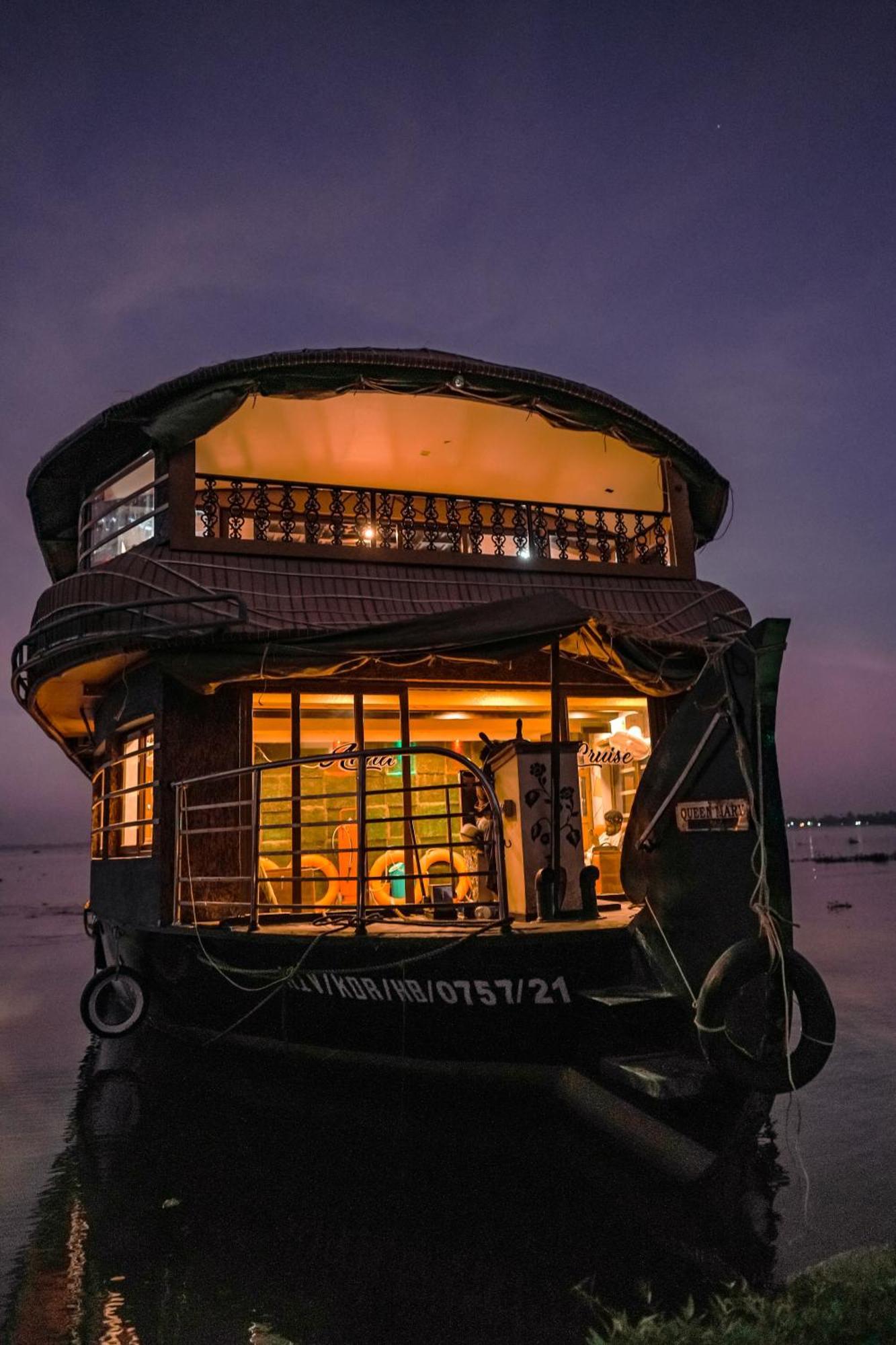 Venice Premium Houseboats Alleppey Alappuzha Ngoại thất bức ảnh