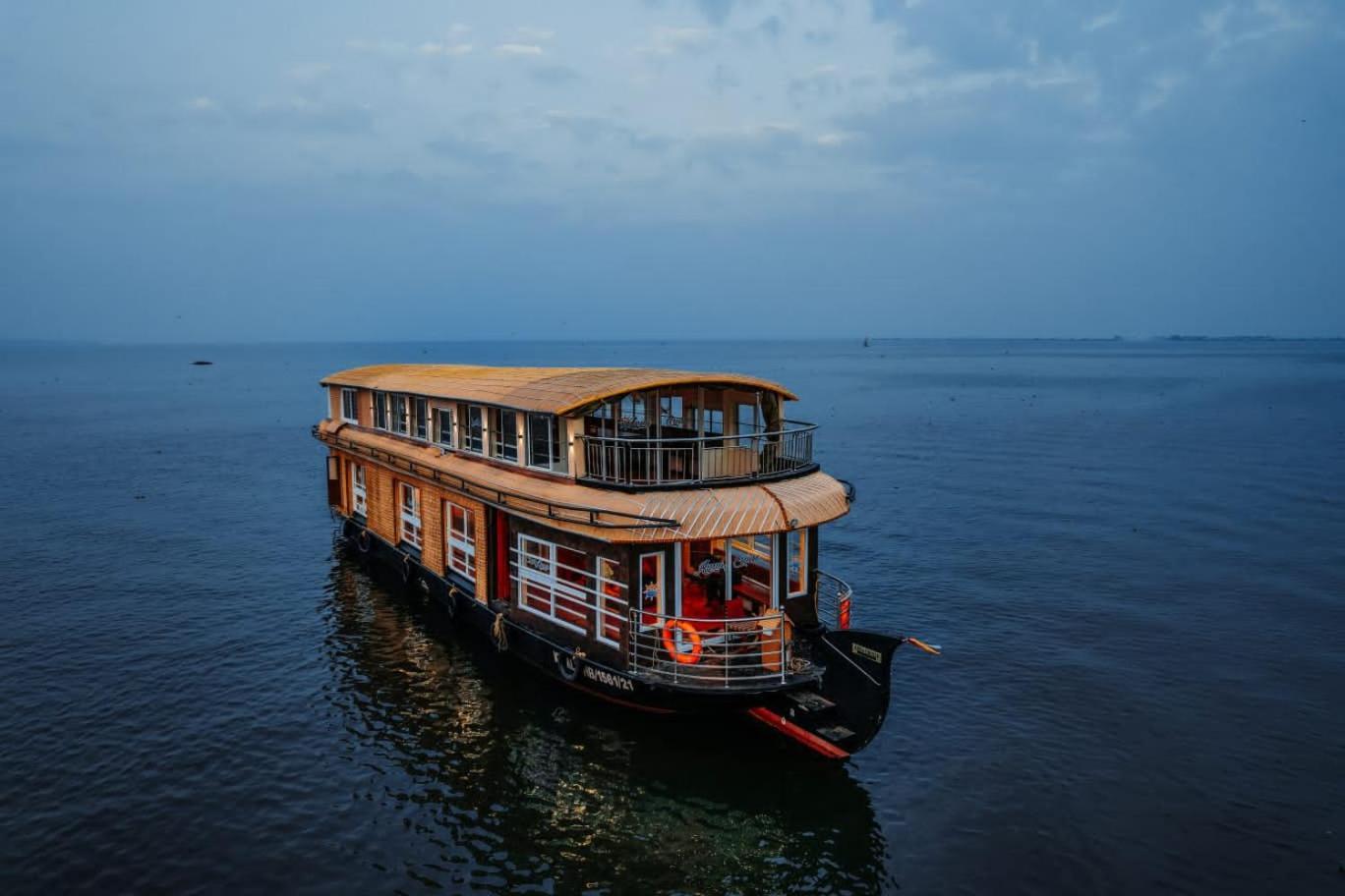 Venice Premium Houseboats Alleppey Alappuzha Ngoại thất bức ảnh