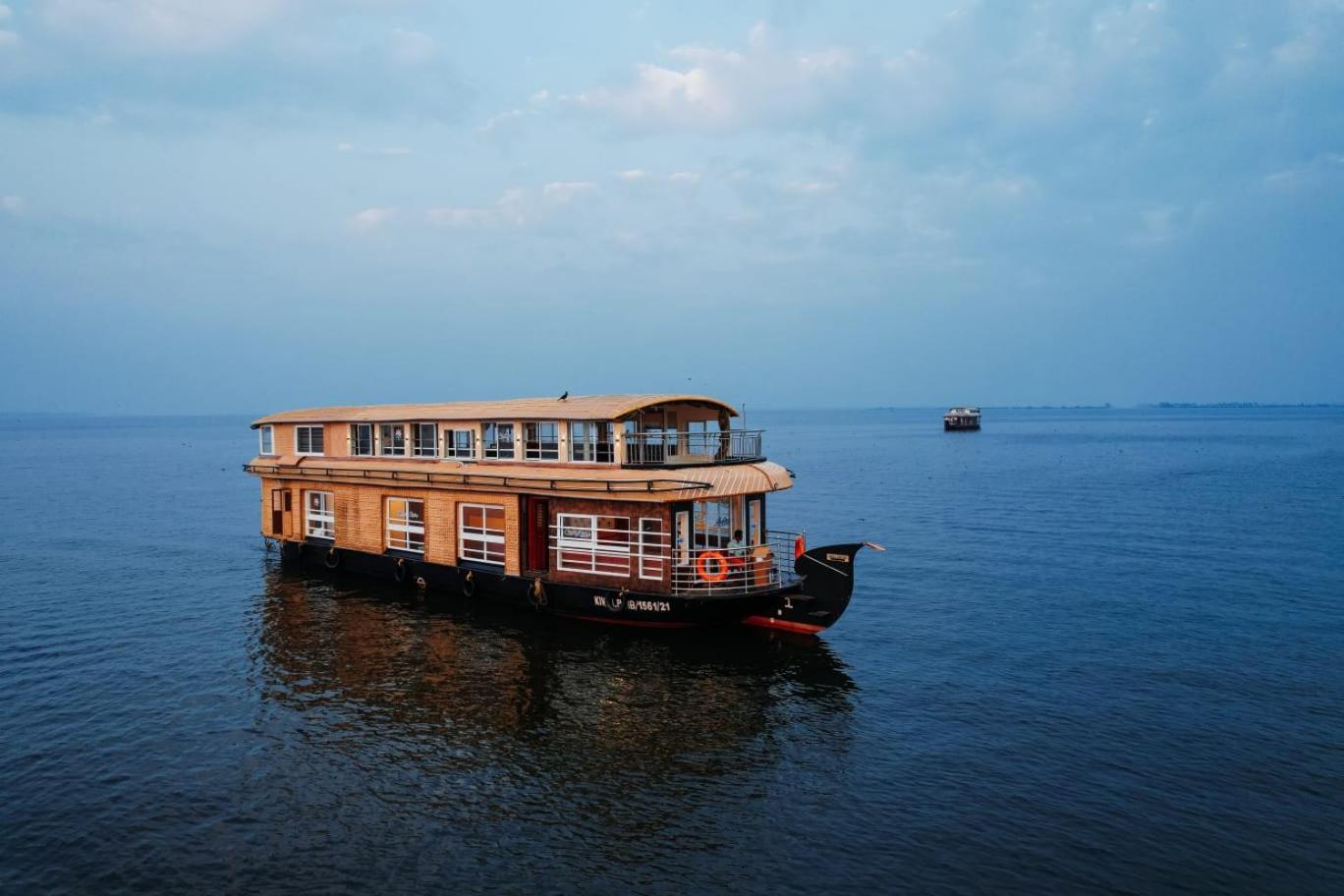 Venice Premium Houseboats Alleppey Alappuzha Ngoại thất bức ảnh
